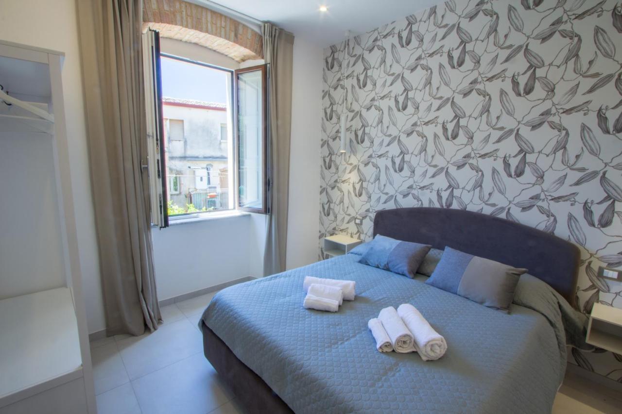 Villa Valverde Apartments E B&B Taormina Bagian luar foto