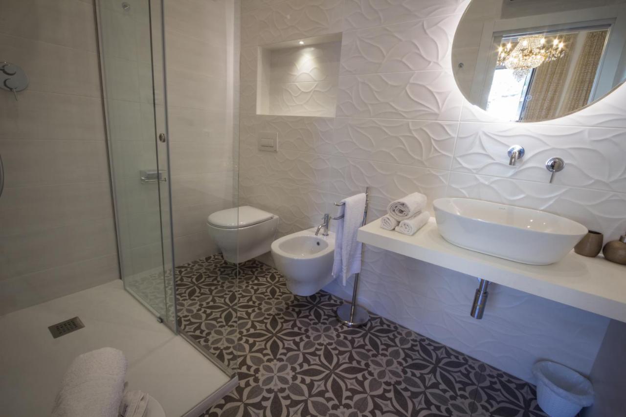 Villa Valverde Apartments E B&B Taormina Bagian luar foto