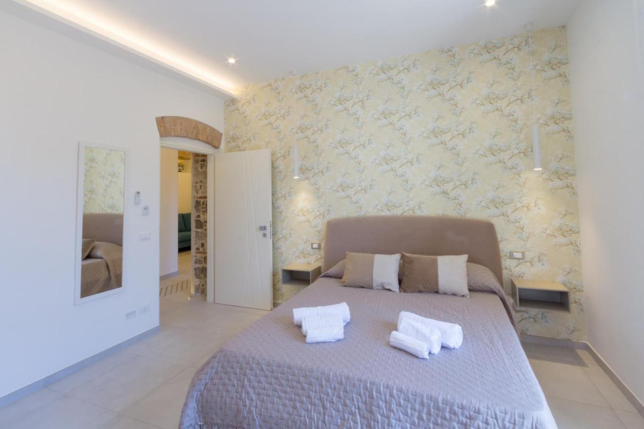 Villa Valverde Apartments E B&B Taormina Bagian luar foto